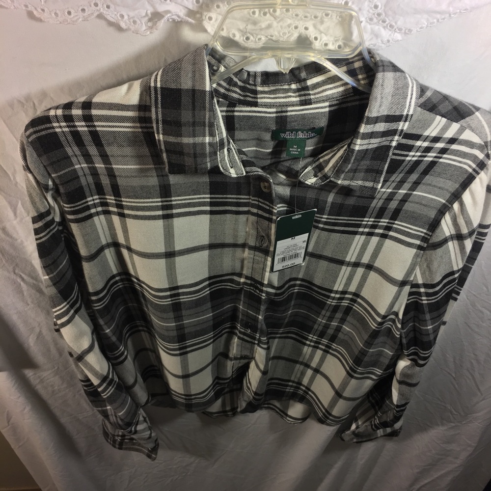 Wild Fable Plaid Top - size Medium - Picture 4 of 9